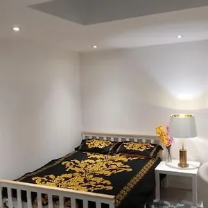Luxurious & Stylish Flat, Access To Public Transport & Shops Apartment Thamesmead (Greater London)